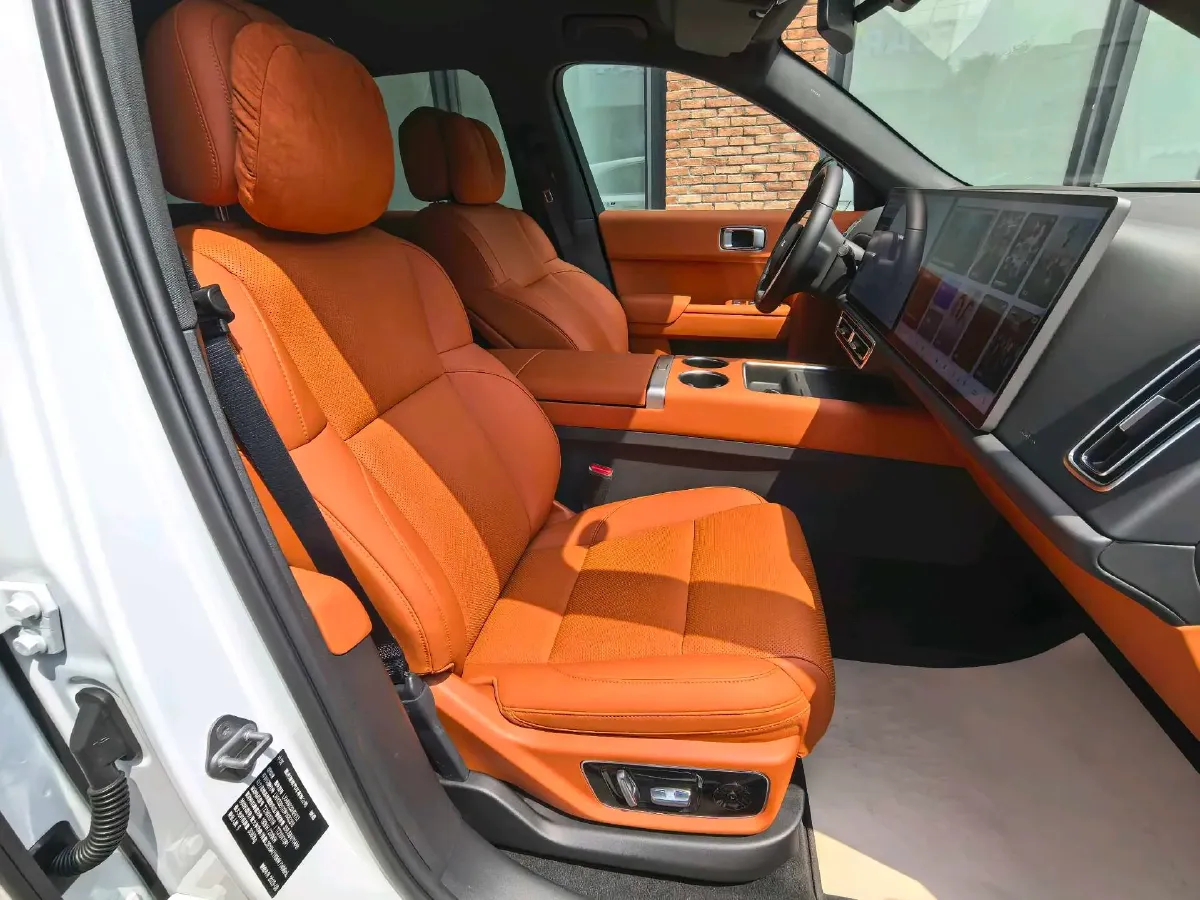 2023 Li L7 Range Extended 154HP REEV 40.9KWH,autocango,china used car exporter,china ev exporter,chinese used car exporter,chinese used ev exporter