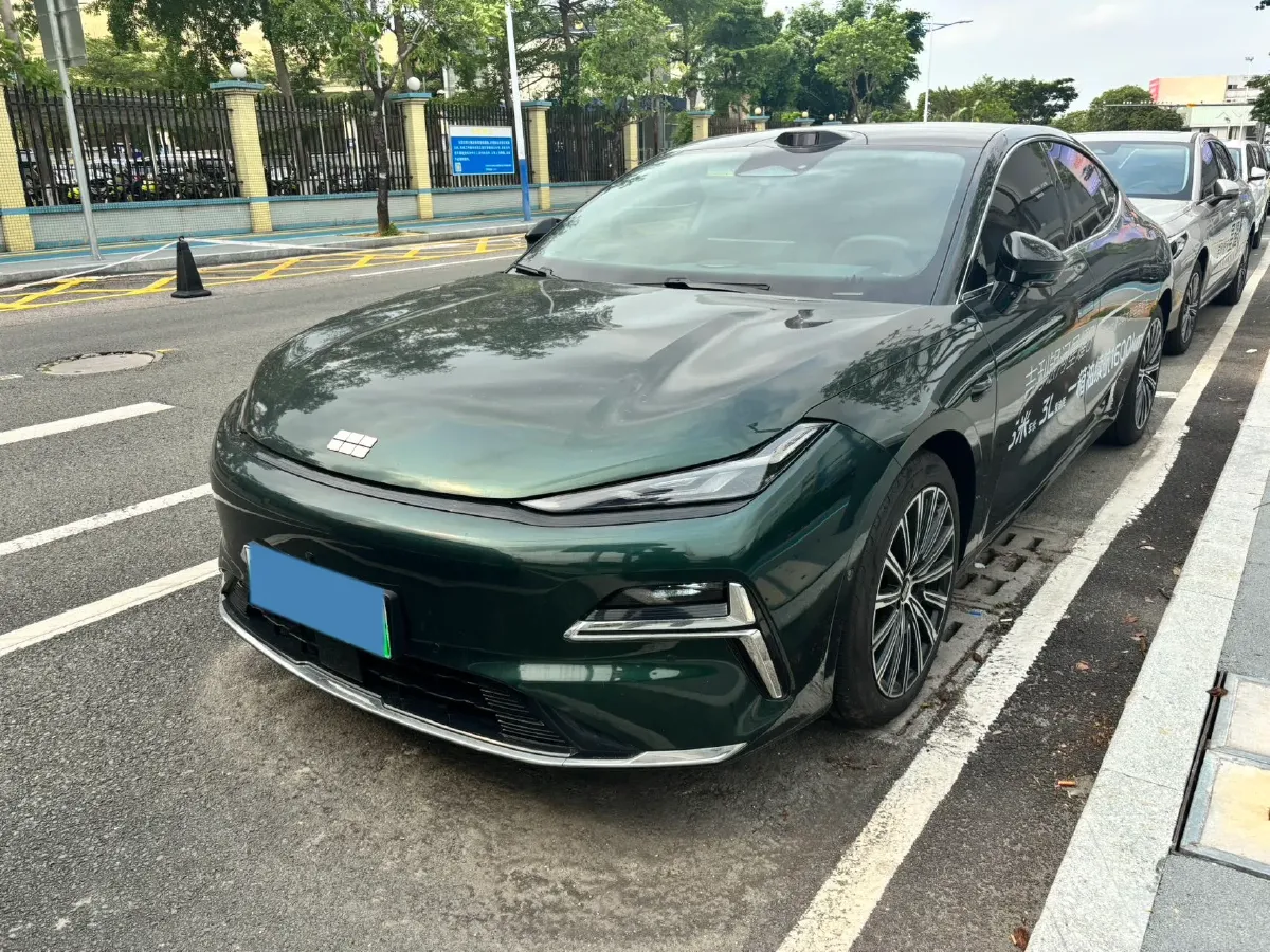 2025 Geely Galaxy Starshine 8 1.5T 163HP L4 3DHT PHEV 27.69KWH,autocango,china used car exporter,china ev exporter,chinese used car exporter,chinese used ev exporter