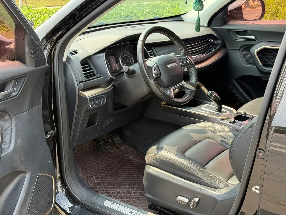 2020 Haval H6 1.5T 169HP L4 7DCT,autocango,china used car exporter,china ev exporter,chinese used car exporter,chinese used ev exporter