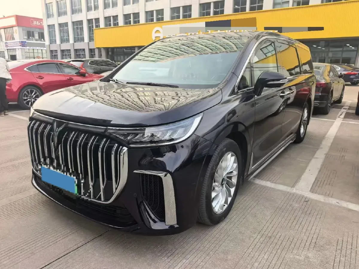 2026 Voyah Dream 1.5T 150HP L4 PHEV,autocango,china used car exporter,china ev exporter,chinese used car exporter,chinese used ev exporter