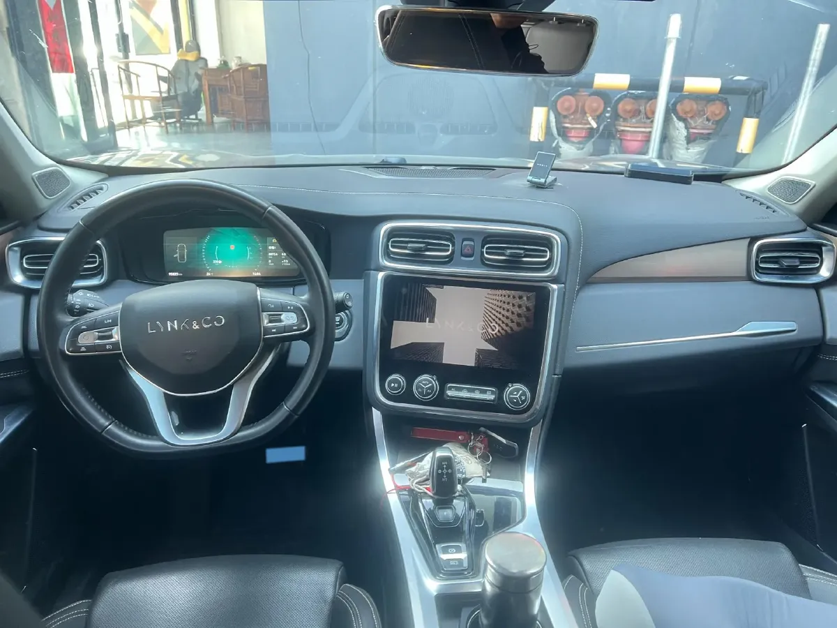 2019 Beijing BJ40 2.0T 218HP L4 6AT,autocango,china used car exporter,china ev exporter,chinese used car exporter,chinese used ev exporter