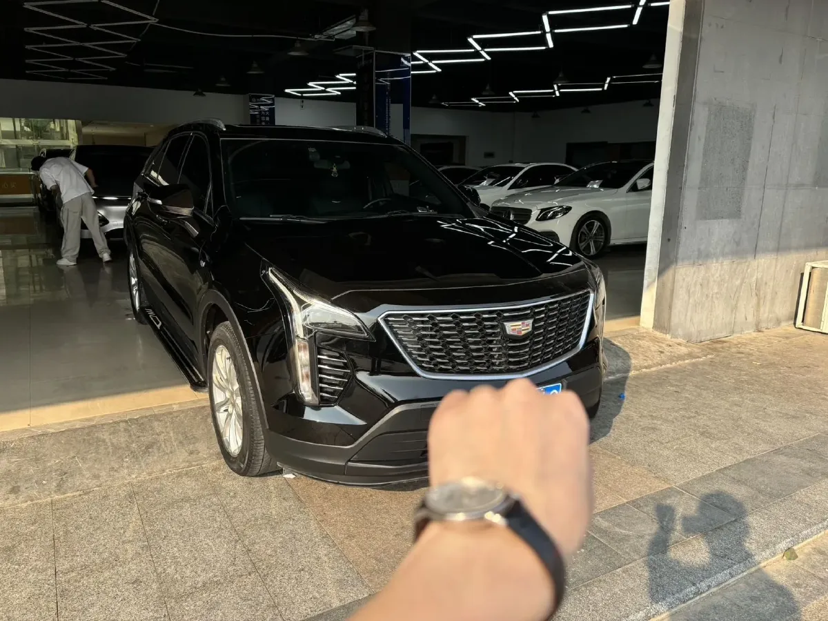 2021 Cadillac XT4 2.0T 237HP L4 9AT,autocango,china used car exporter,china ev exporter,chinese used car exporter,chinese used ev exporter