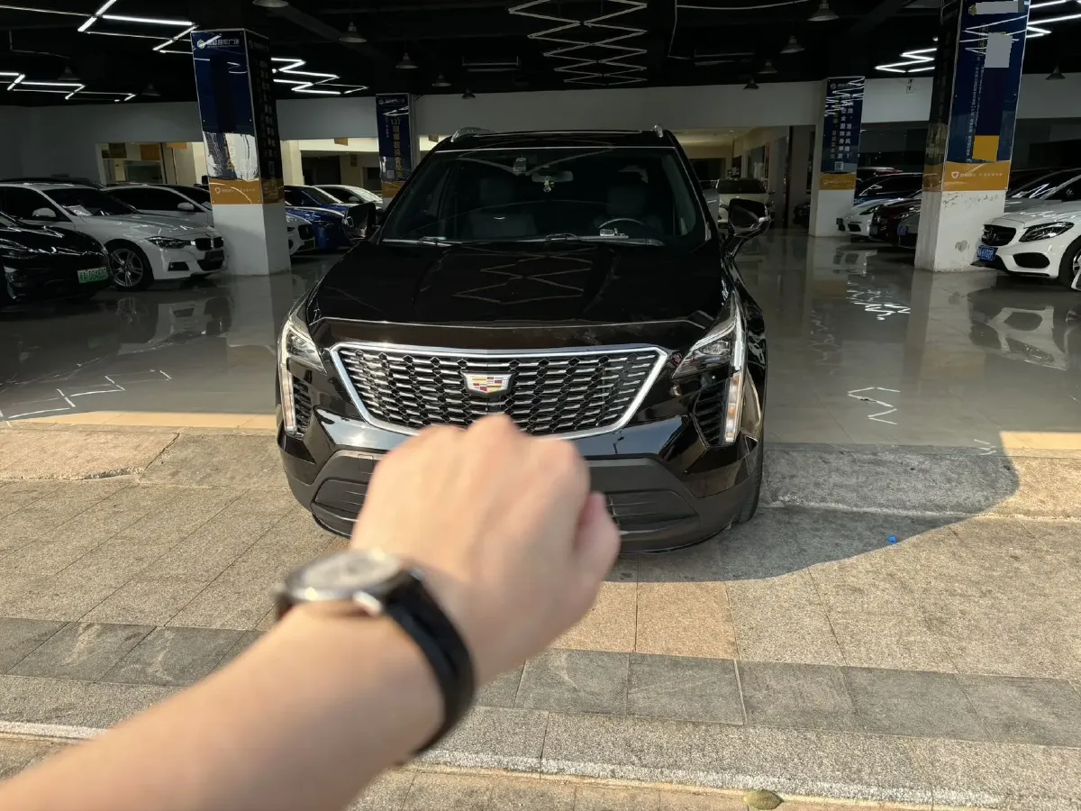 2021 Cadillac XT4 2.0T 237HP L4 9AT,autocango,china used car exporter,china ev exporter,chinese used car exporter,chinese used ev exporter