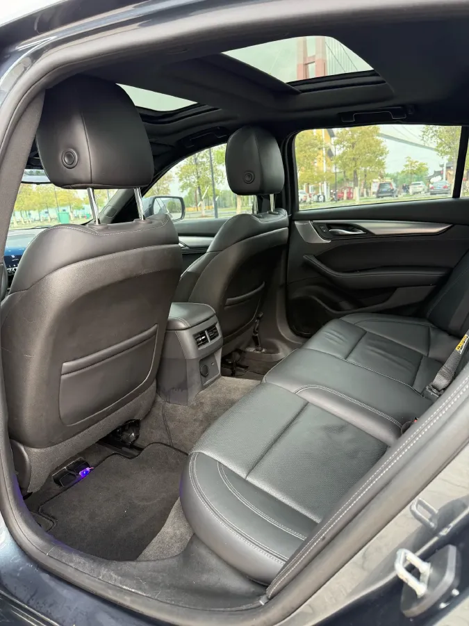 2021 Cadillac CT5 2.0T 237HP L4 10AT,autocango,china used car exporter,china ev exporter,chinese used car exporter,chinese used ev exporter