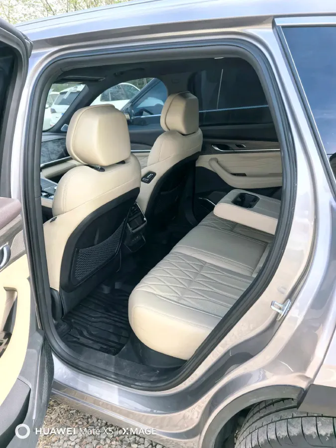 2025 Geely Monjaro 2.0T 238HP L4 8AT,autocango,china used car exporter,china ev exporter,chinese used car exporter,chinese used ev exporter