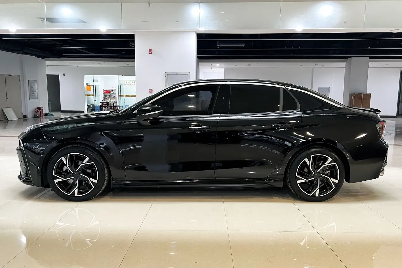 2023 MAXUS G50 1.5T 181HP L4 7DCT,autocango,china used car exporter,china ev exporter,chinese used car exporter,chinese used ev exporter