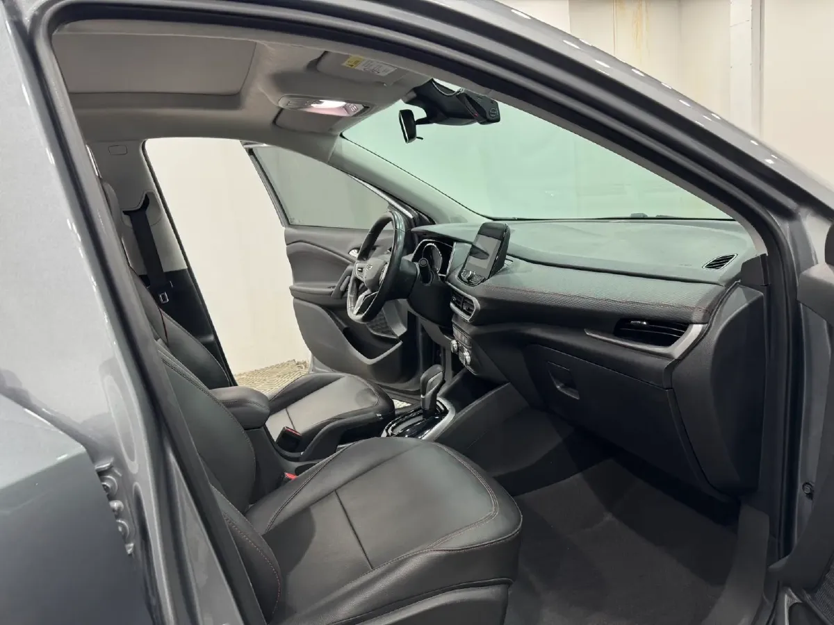 2021 Chevrolet Trax 1.3T 165HP L3 CVT,autocango,china used car exporter,china ev exporter,chinese used car exporter,chinese used ev exporter