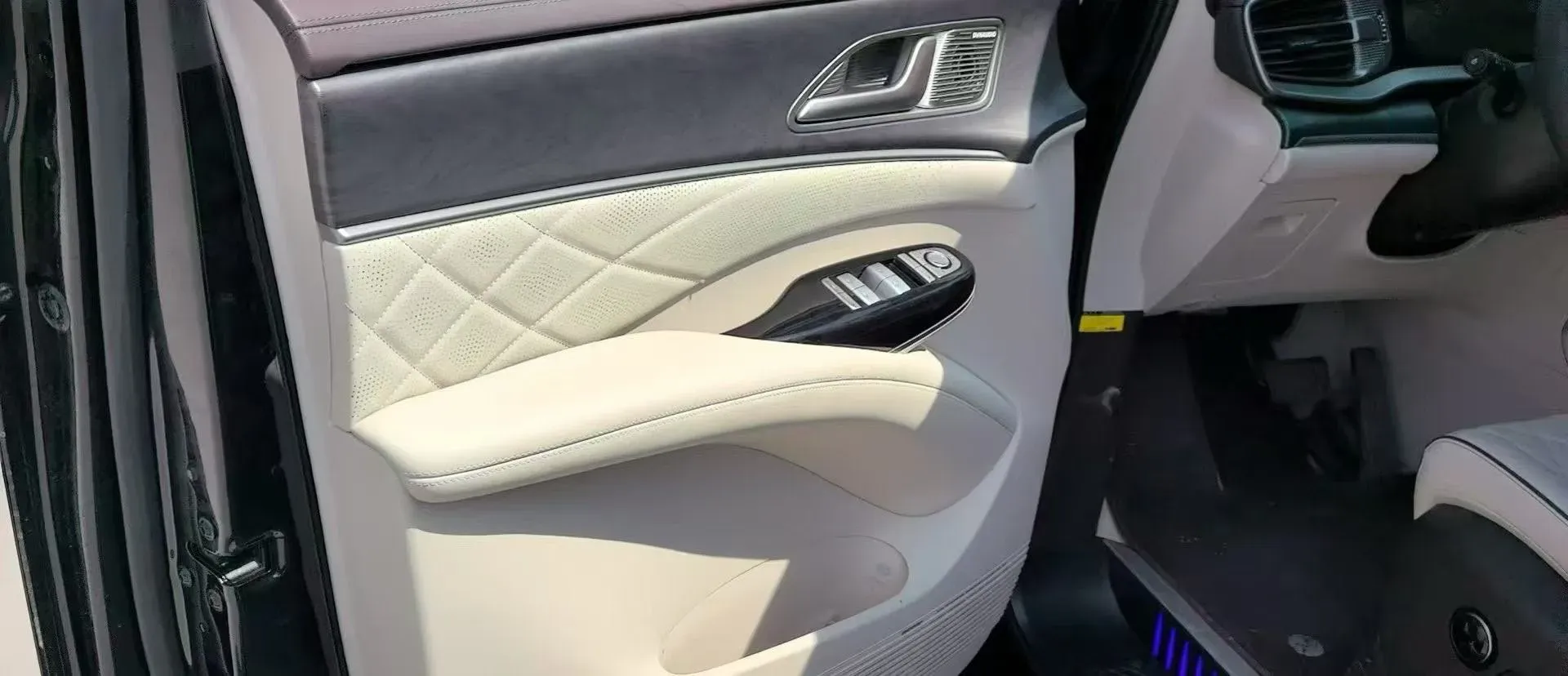 2022 Honda Odyssey 2.0L 146HP L4 E-CVT Hybrid,autocango,china used car exporter,china ev exporter,chinese used car exporter,chinese used ev exporter