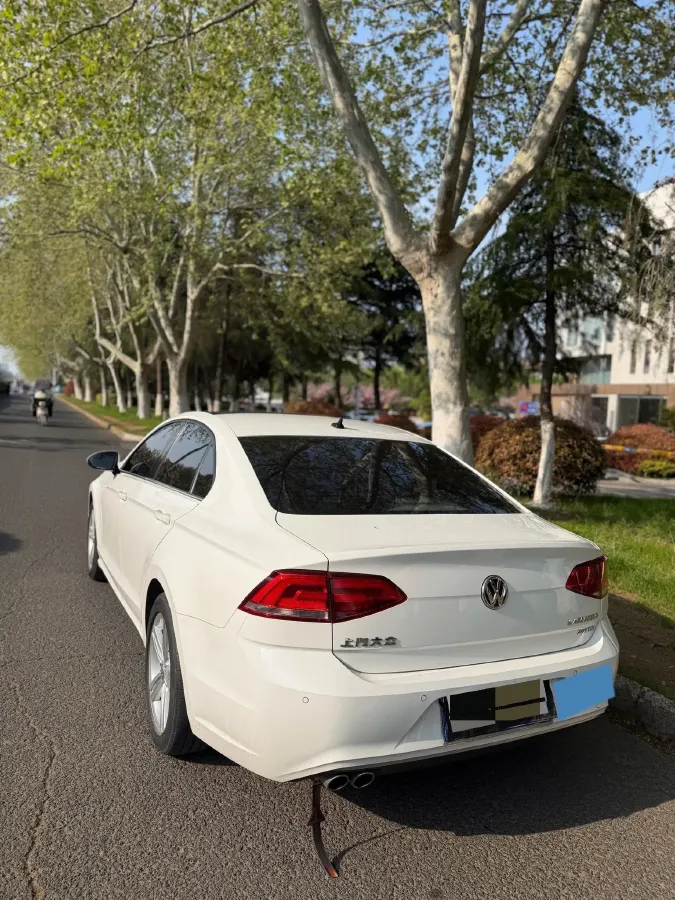 2017 Volkswagen Lamando 1.4T 150HP L4 7DCT,autocango,china used car exporter,china ev exporter,chinese used car exporter,chinese used ev exporter