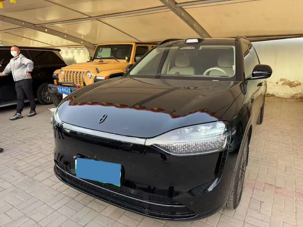2024 AITO AITO M9 1.5T 152HP L4 REEV 42KWH,autocango,china used car exporter,china ev exporter,chinese used car exporter,chinese used ev exporter