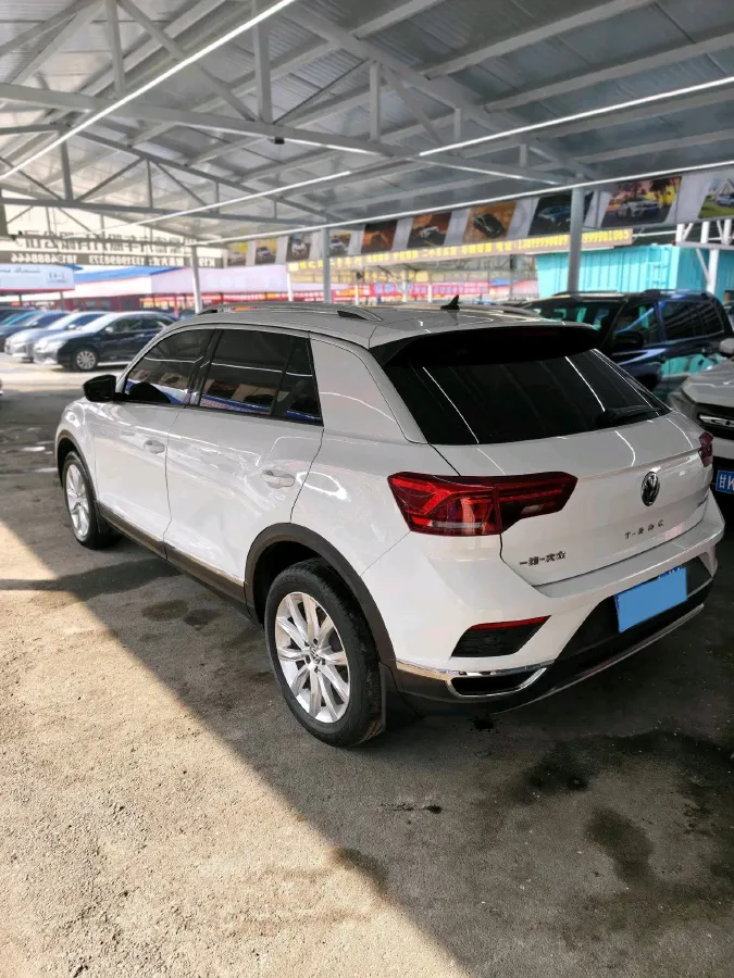 2020 Volkswagen T-Roc 1.4T 131HP L4 7DCT,autocango,china used car exporter,china ev exporter,chinese used car exporter,chinese used ev exporter