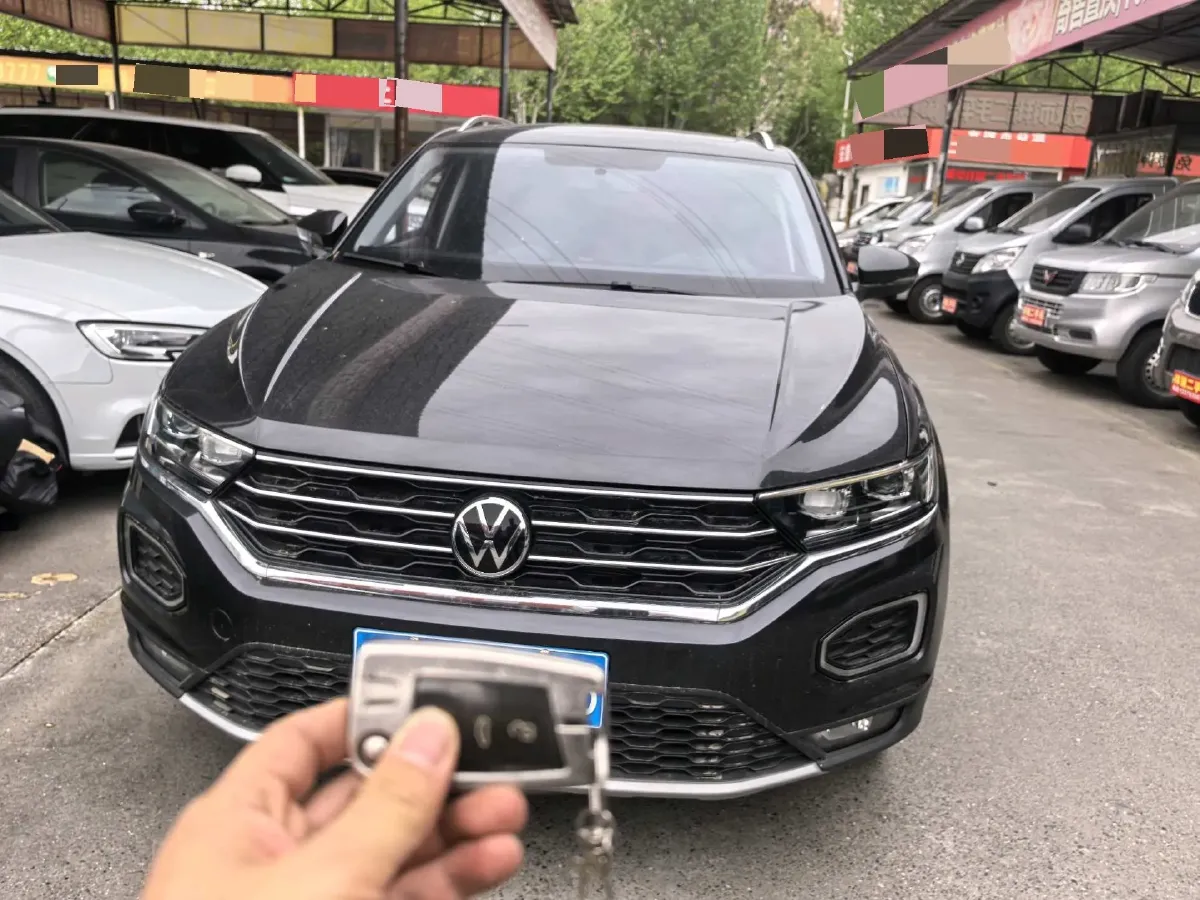 2022 Volkswagen T-Roc 1.4T 150HP L4 7DCT,autocango,china used car exporter,china ev exporter,chinese used car exporter,chinese used ev exporter