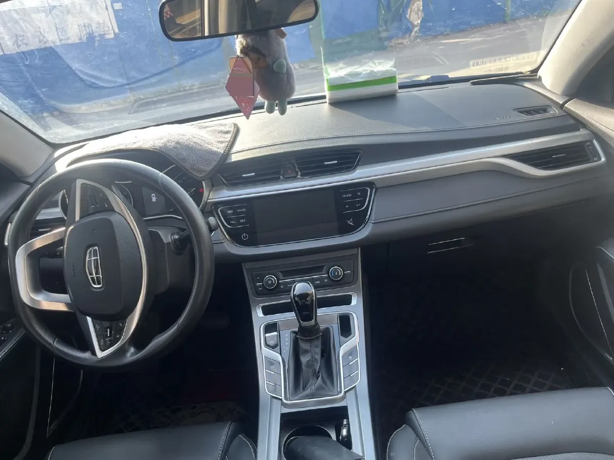 2020 Geely Emgrand 1.5L 109HP L4 CVT,autocango,china used car exporter,china ev exporter,chinese used car exporter,chinese used ev exporter