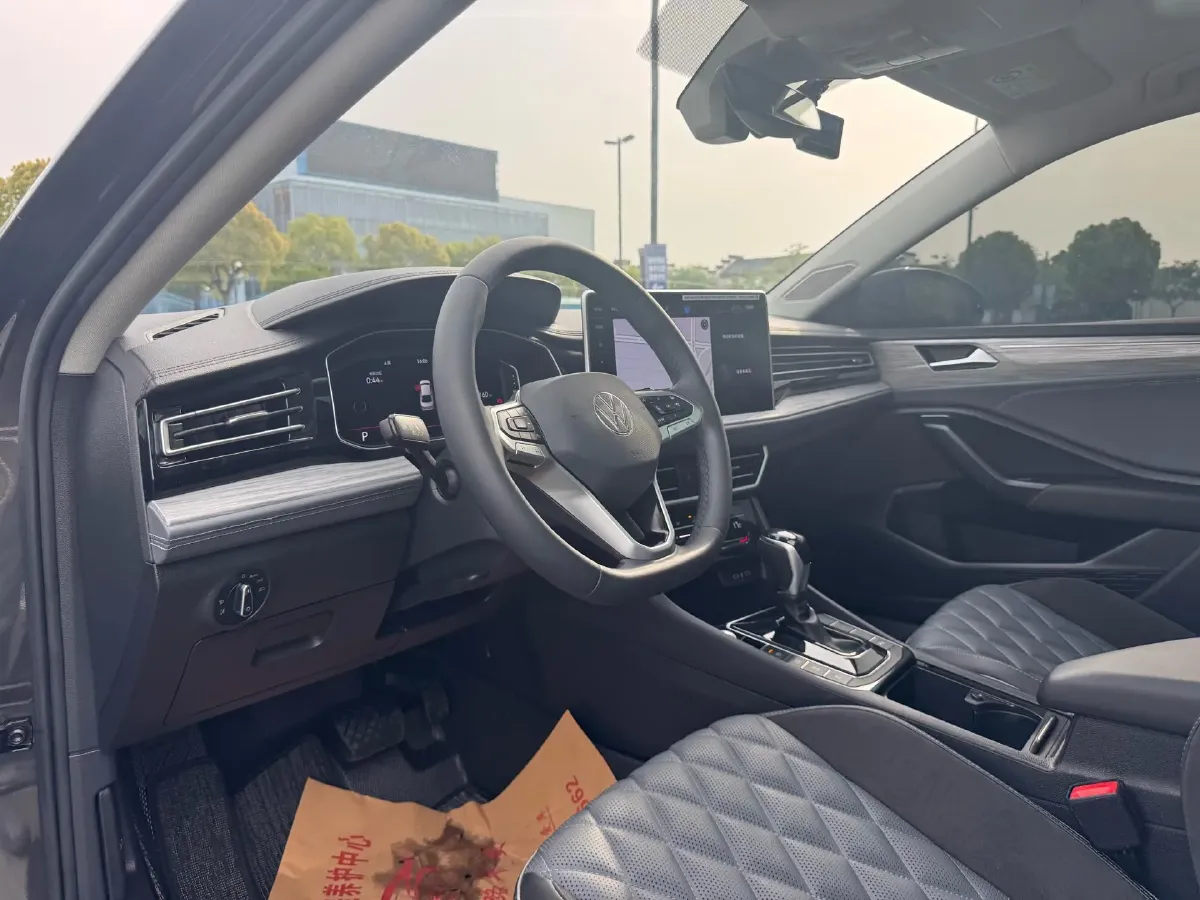 2023 Volkswagen Sagitar 1.5T 160HP L4 7DCT,autocango,china used car exporter,china ev exporter,chinese used car exporter,chinese used ev exporter