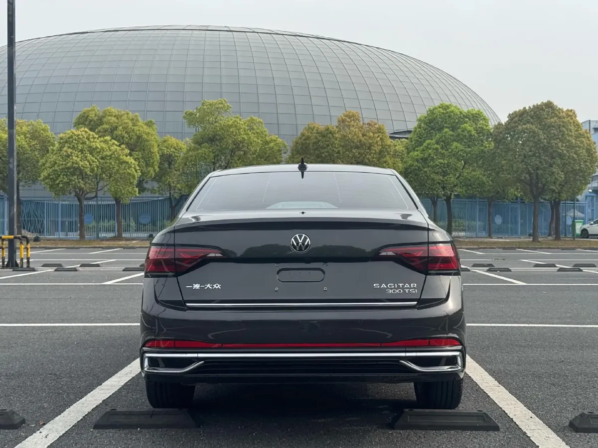 2023 Volkswagen Sagitar 1.5T 160HP L4 7DCT,autocango,china used car exporter,china ev exporter,chinese used car exporter,chinese used ev exporter