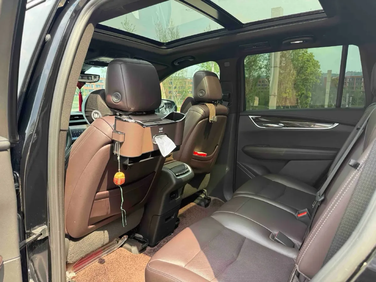 2022 Cadillac XT6 2.0T 237HP L4 9AT,autocango,china used car exporter,china ev exporter,chinese used car exporter,chinese used ev exporter