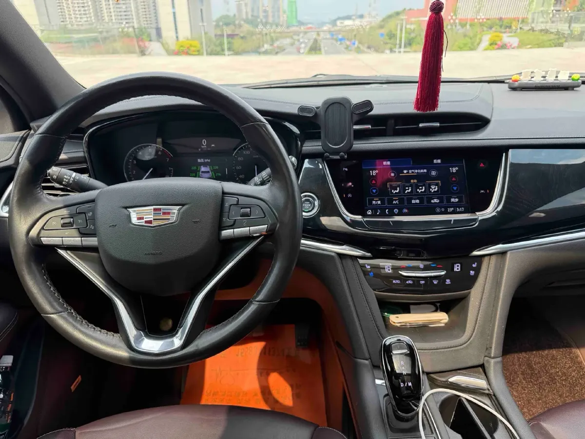 2022 Cadillac XT6 2.0T 237HP L4 9AT,autocango,china used car exporter,china ev exporter,chinese used car exporter,chinese used ev exporter