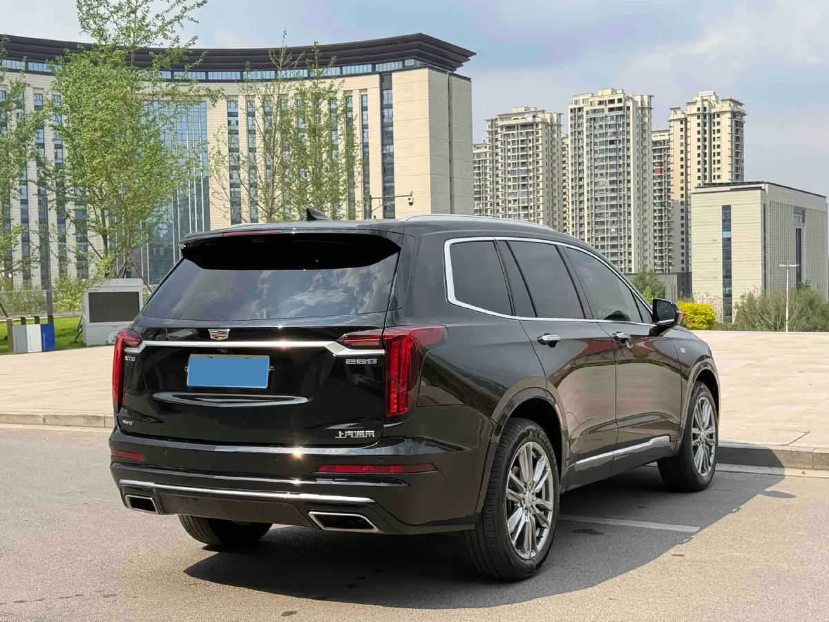 2022 Cadillac XT6 2.0T 237HP L4 9AT,autocango,china used car exporter,china ev exporter,chinese used car exporter,chinese used ev exporter