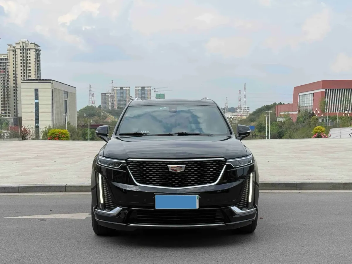 2022 Cadillac XT6 2.0T 237HP L4 9AT,autocango,china used car exporter,china ev exporter,chinese used car exporter,chinese used ev exporter