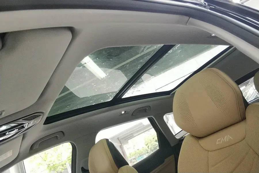 2023 Geely StarRay 1.5T 181HP L4 7DCT,autocango,china used car exporter,china ev exporter,chinese used car exporter,chinese used ev exporter