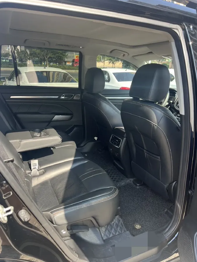 2021 GAC Trumpchi GS8 2.0T 252HP L4 6AT,autocango,china used car exporter,china ev exporter,chinese used car exporter,chinese used ev exporter