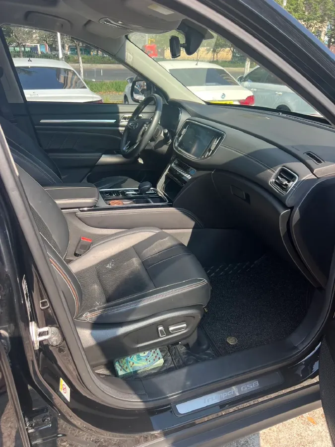 2021 GAC Trumpchi GS8 2.0T 252HP L4 6AT,autocango,china used car exporter,china ev exporter,chinese used car exporter,chinese used ev exporter