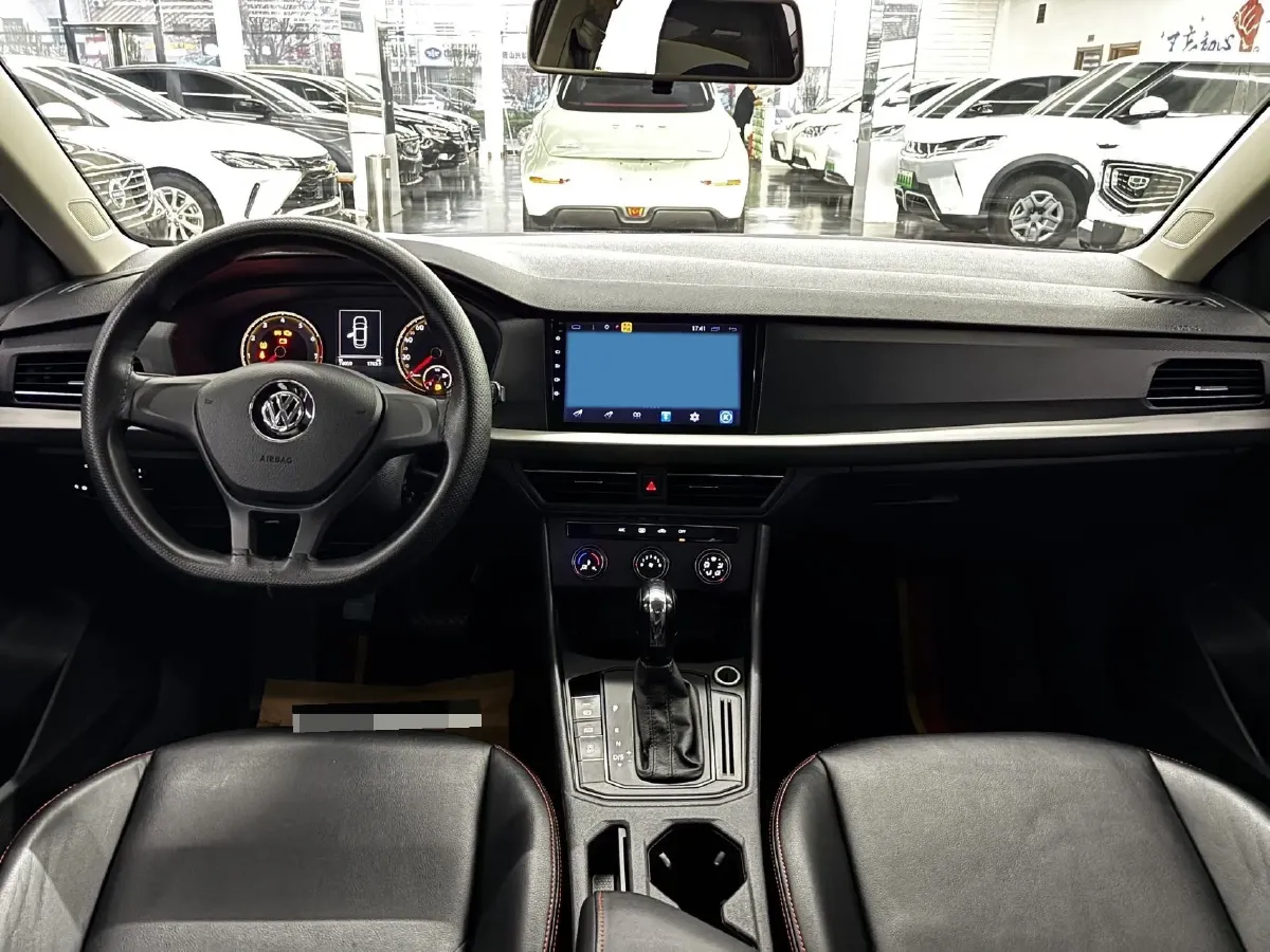 2018 Landwind XiaoYao 1.5T 163HP L4 CVT,autocango,china used car exporter,china ev exporter,chinese used car exporter,chinese used ev exporter