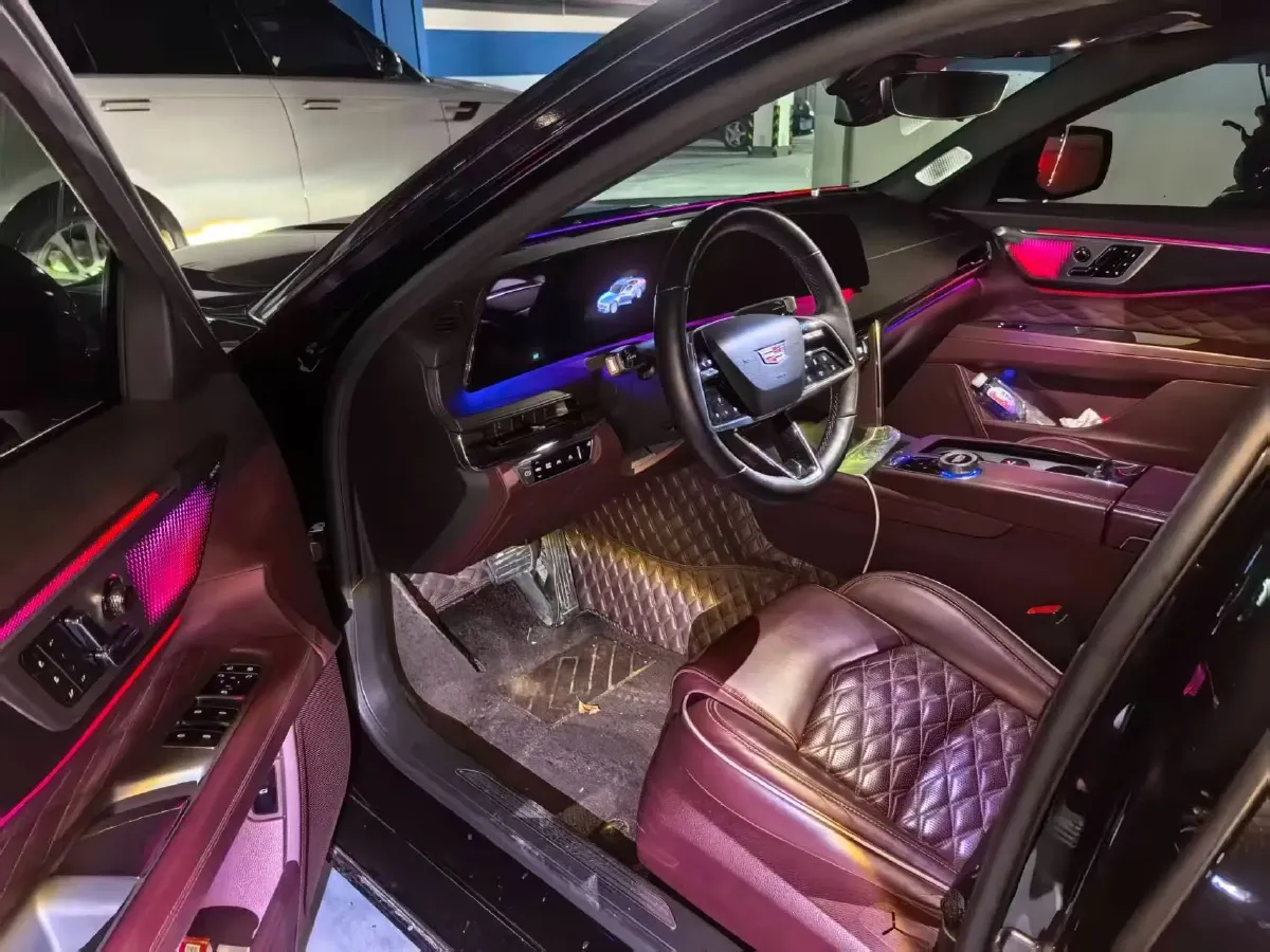 2023 Cadillac CT6 2.0T 237HP L4 10AT,autocango,china used car exporter,china ev exporter,chinese used car exporter,chinese used ev exporter