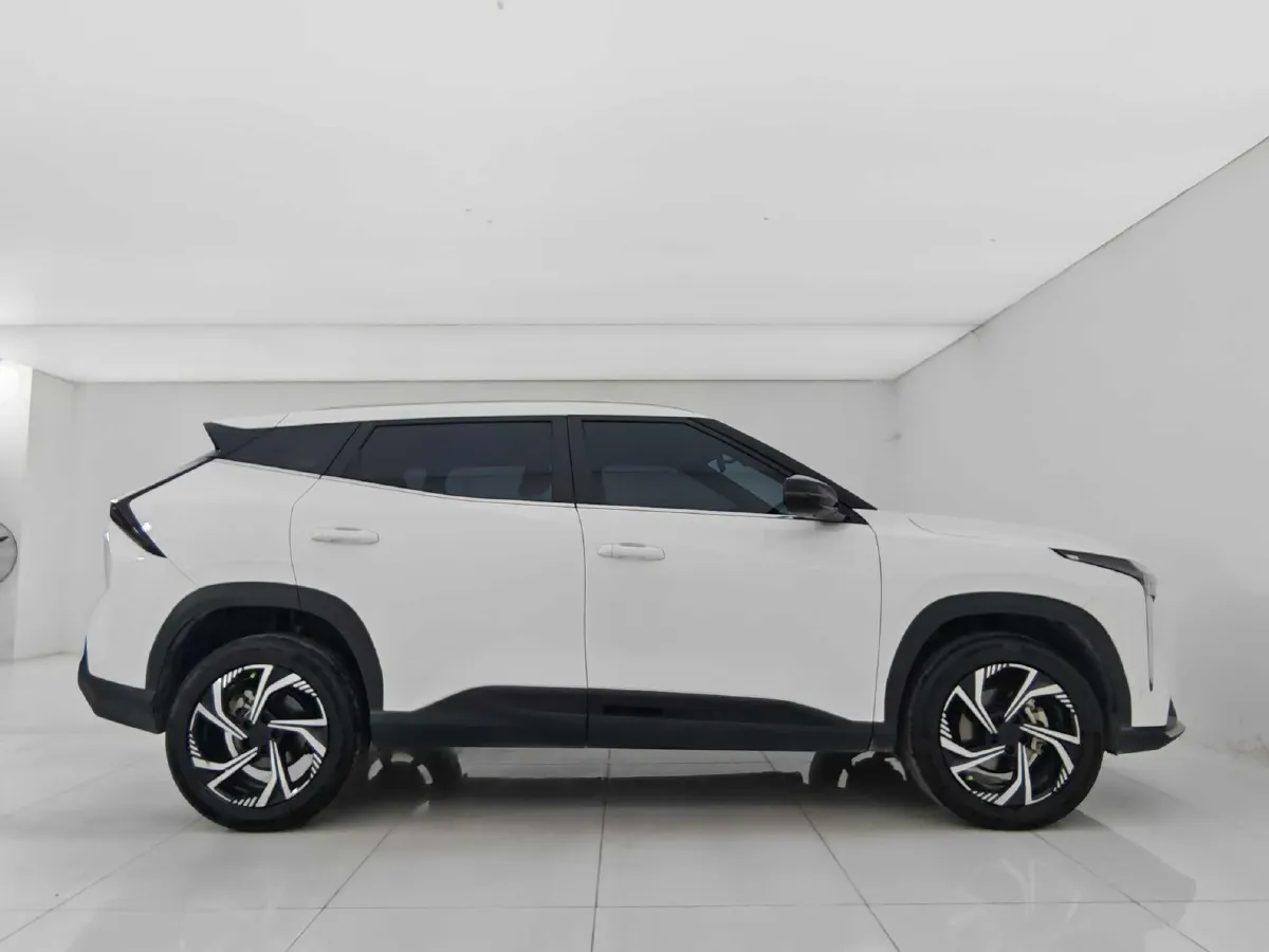 2024 Geely Emgrand L HiP 1.5T 181HP L4 3DHT PHEV 15.5KWH,autocango,china used car exporter,china ev exporter,chinese used car exporter,chinese used ev exporter