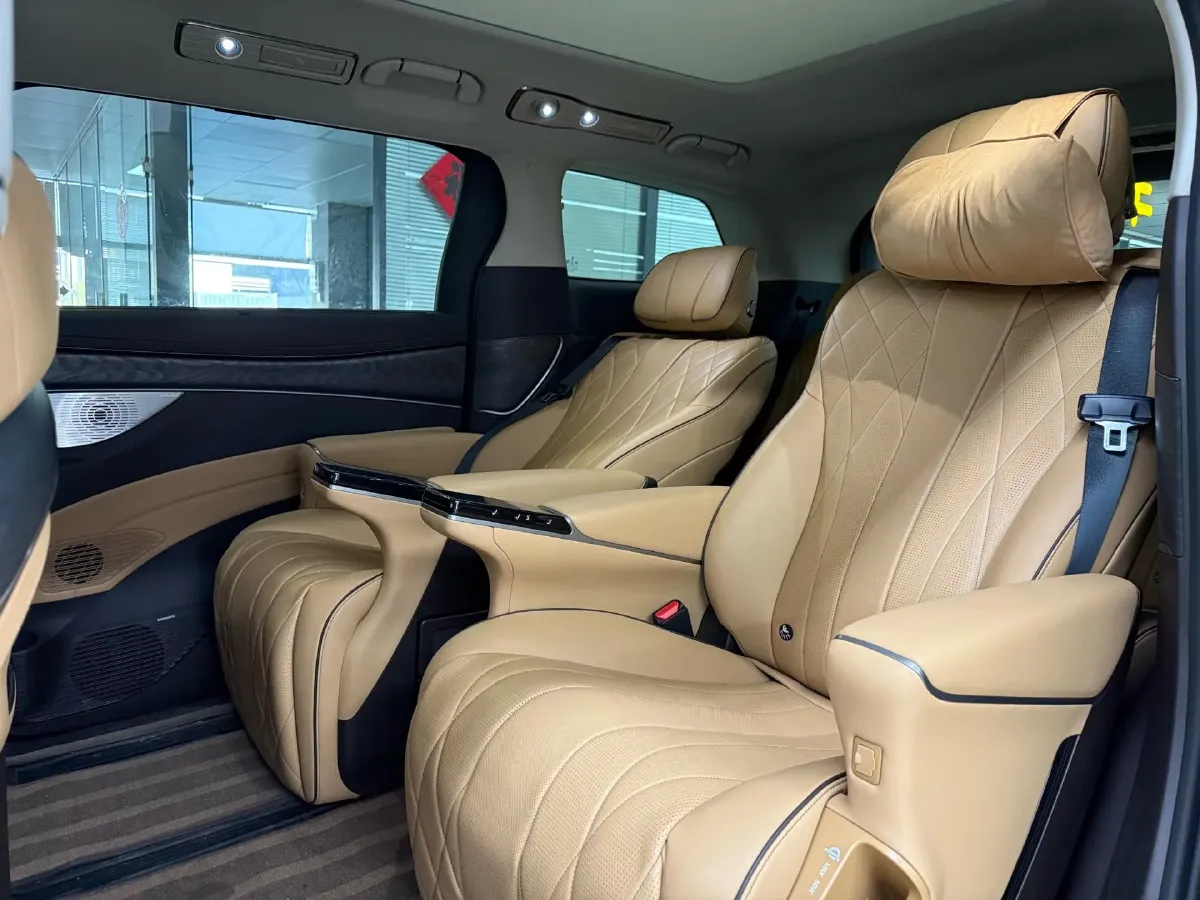 2024 Denza D9 1.5T 139HP L4 E-CVT PHEV 40KWH,autocango,china used car exporter,china ev exporter,chinese used car exporter,chinese used ev exporter