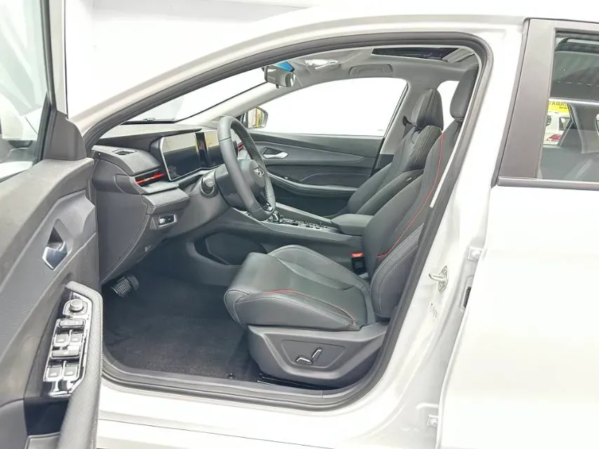 2024 Geely Binray 1.5T 181HP L4 7DCT,autocango,china used car exporter,china ev exporter,chinese used car exporter,chinese used ev exporter