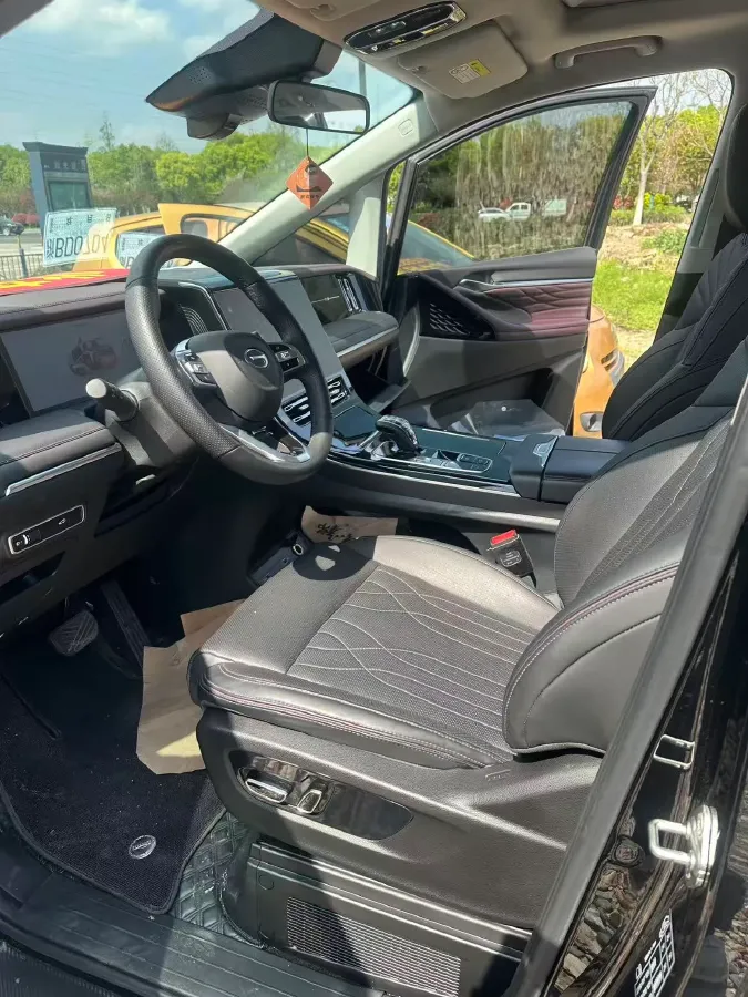 2023 GAC Trumpchi M8 2.0T 252HP L4 8AT,autocango,china used car exporter,china ev exporter,chinese used car exporter,chinese used ev exporter