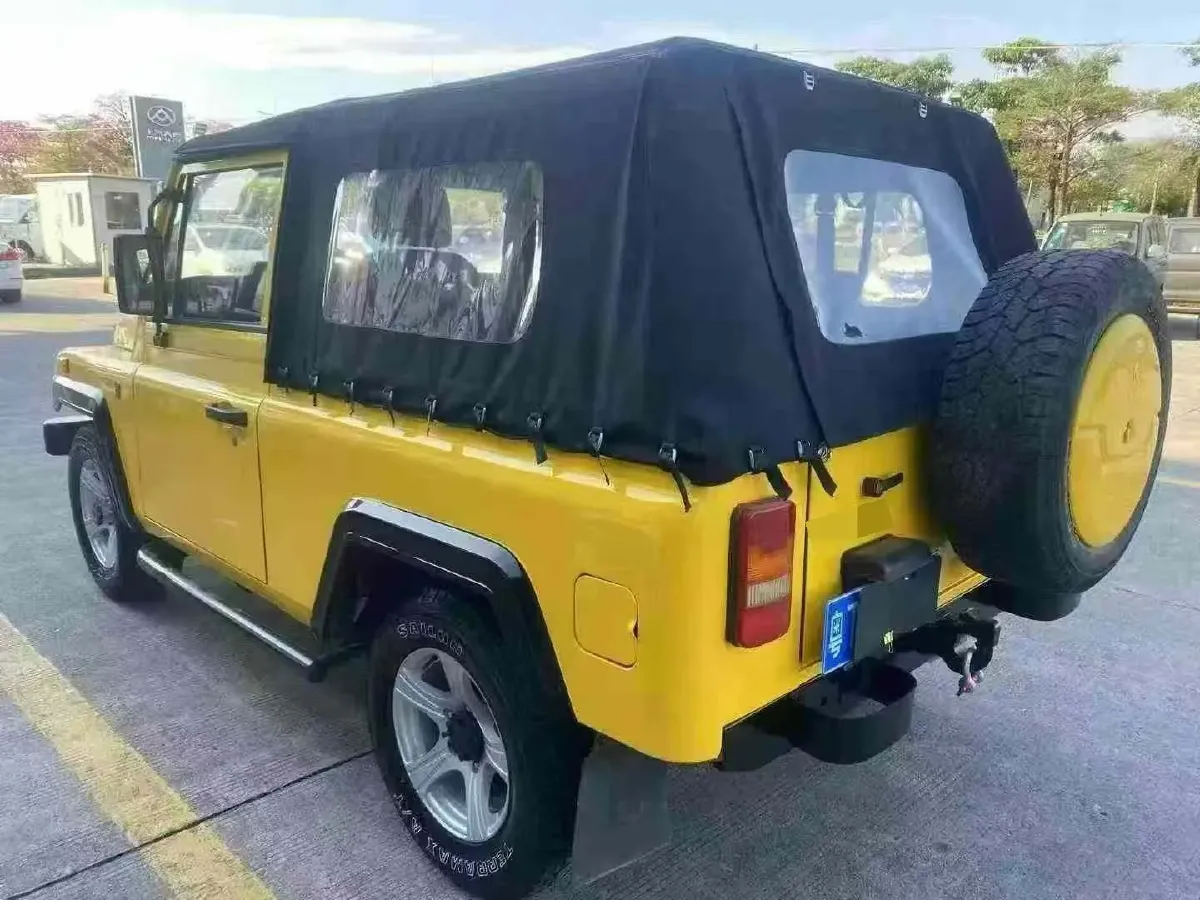 2016 BAW Battle Flag 2.0L 102HP L4 5MT,autocango,china used car exporter,china ev exporter,chinese used car exporter,chinese used ev exporter