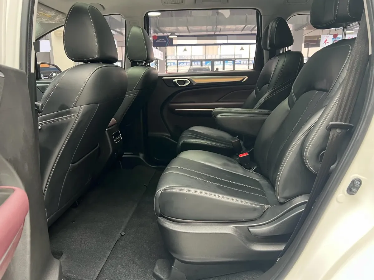 2021 GAC Trumpchi M6 1.5T 169HP L4 6AT,autocango,china used car exporter,china ev exporter,chinese used car exporter,chinese used ev exporter