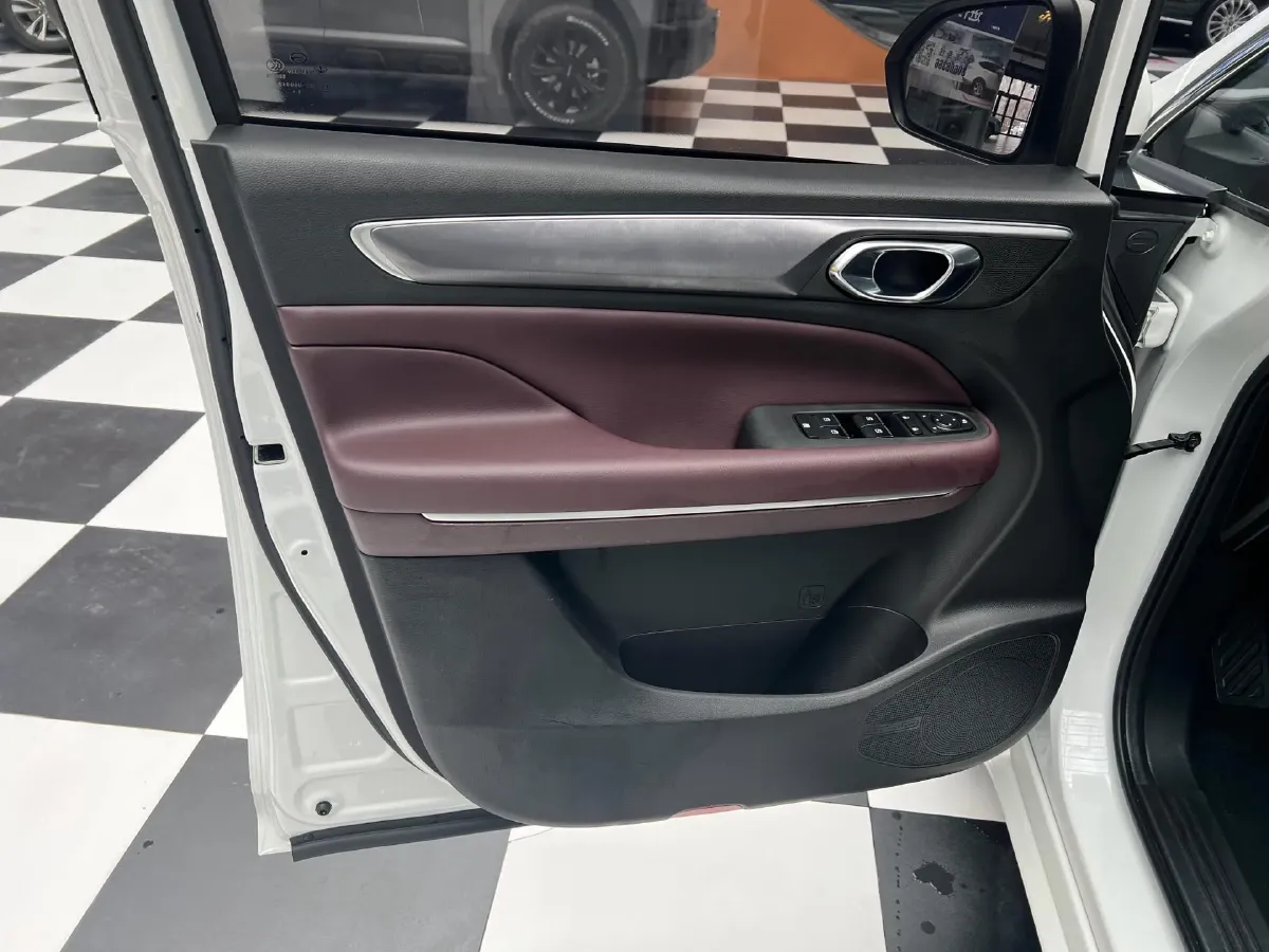 2021 GAC Trumpchi M6 1.5T 169HP L4 6AT,autocango,china used car exporter,china ev exporter,chinese used car exporter,chinese used ev exporter