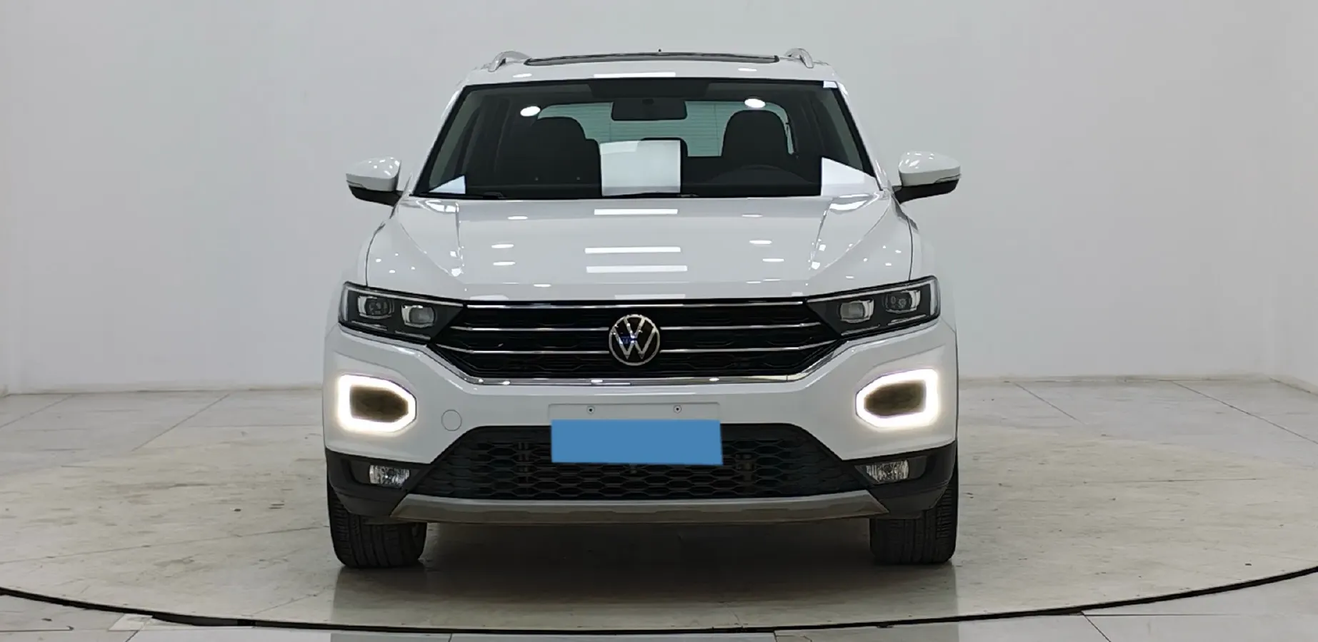 2022 Volkswagen T-Roc 1.4T 150HP L4 7DCT,autocango,china used car exporter,china ev exporter,chinese used car exporter,chinese used ev exporter