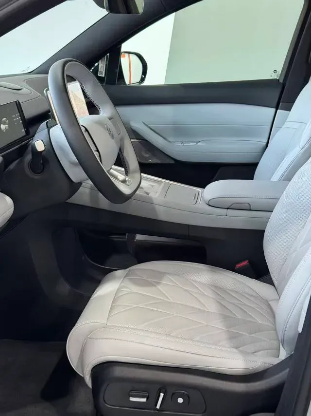 2025 NIO ES6 BEV,autocango,china used car exporter,china ev exporter,chinese used car exporter,chinese used ev exporter