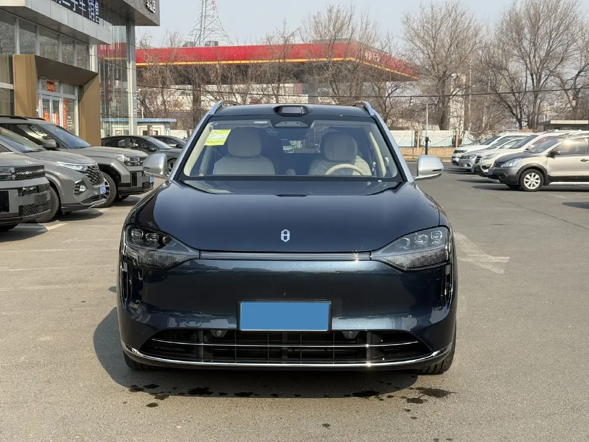 2025 AITO AITO M9 REEV 160HP REEV 52KWH,autocango,china used car exporter,china ev exporter,chinese used car exporter,chinese used ev exporter