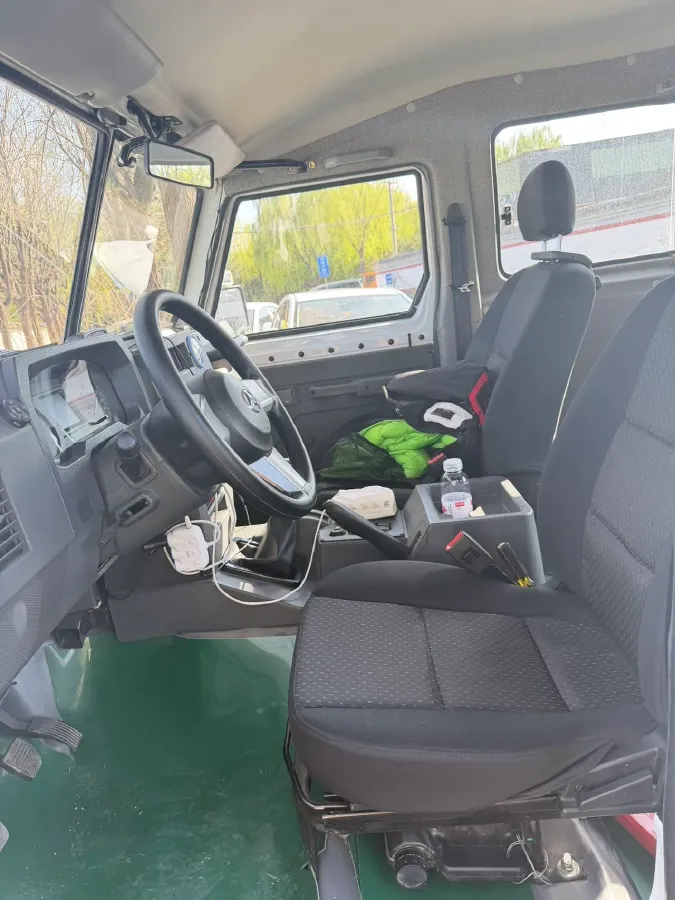 2019 MAXUS XinTu V80 2.5T 136HP L4 6MT,autocango,china used car exporter,china ev exporter,chinese used car exporter,chinese used ev exporter