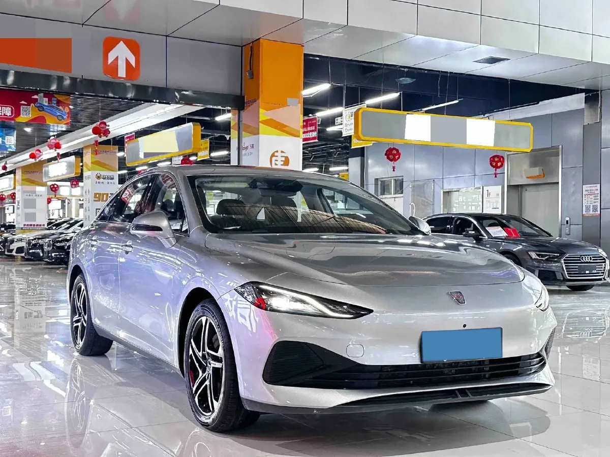 2023 Roewe D7 1.5L 112HP L4 1DHT PHEV 21.4KWH,autocango,china used car exporter,china ev exporter,chinese used car exporter,chinese used ev exporter
