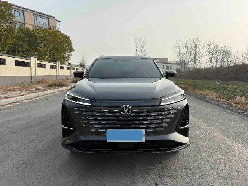 2024 ChangAn CS75 Plus 1.5T 188HP L4 8AT,autocango,china used car exporter,china ev exporter,chinese used car exporter,chinese used ev exporter