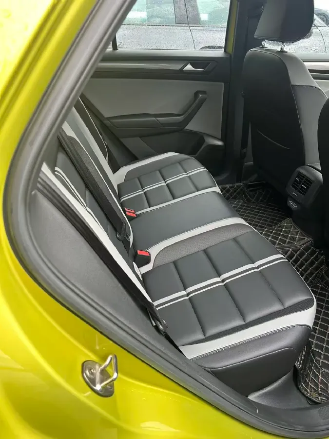 2023 Volkswagen T-Roc 1.5T 160HP L4 7DCT,autocango,china used car exporter,china ev exporter,chinese used car exporter,chinese used ev exporter