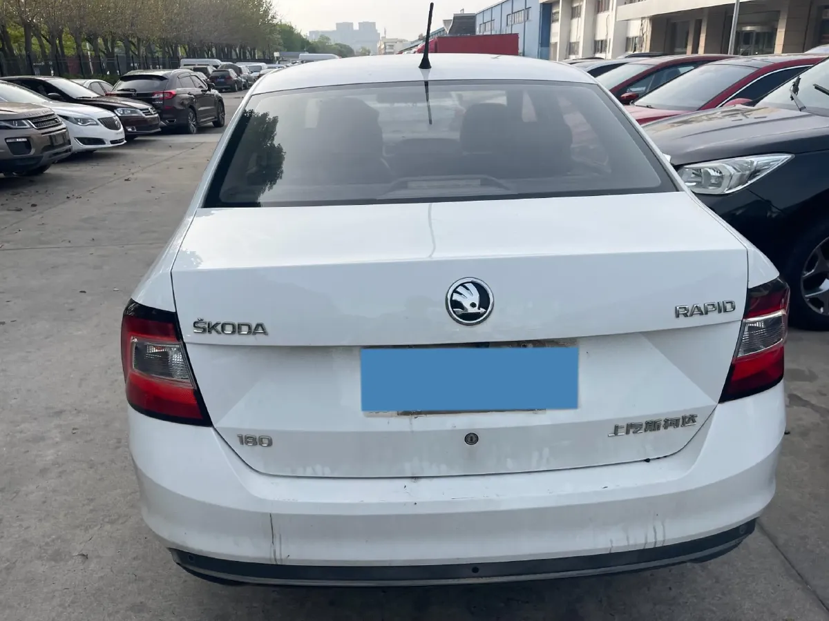 2018 Skoda Rapid 1.6L 110HP L4 6AT,autocango,china used car exporter,china ev exporter,chinese used car exporter,chinese used ev exporter