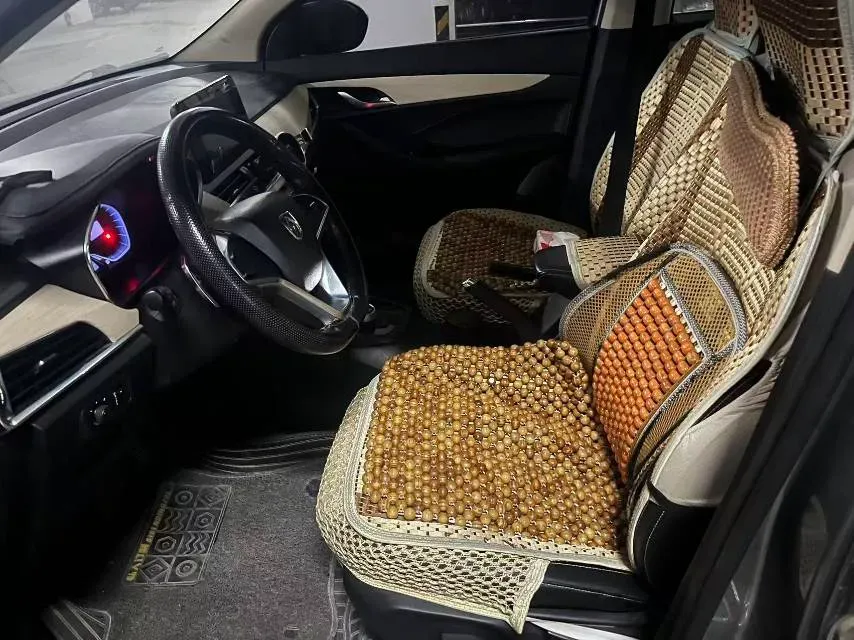 2018 BaoJun 530 1.5T 150HP L4 6MT,autocango,china used car exporter,china ev exporter,chinese used car exporter,chinese used ev exporter