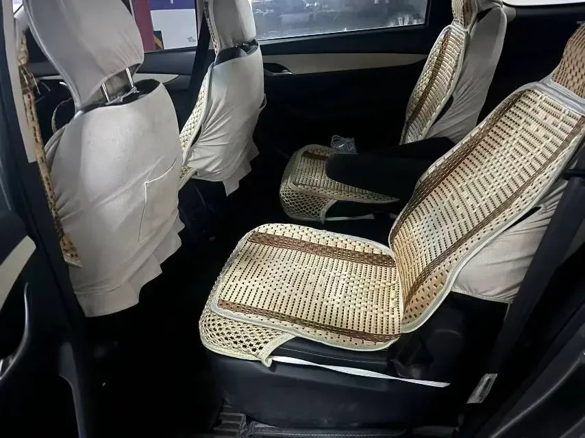 2018 BaoJun 530 1.5T 150HP L4 6MT,autocango,china used car exporter,china ev exporter,chinese used car exporter,chinese used ev exporter