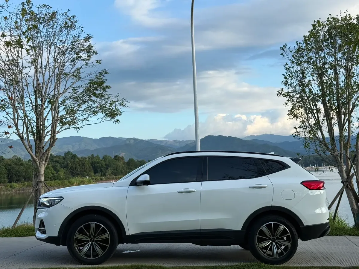 2021 Haval H6 1.5T 169HP L4 7DCT,autocango,china used car exporter,china ev exporter,chinese used car exporter,chinese used ev exporter