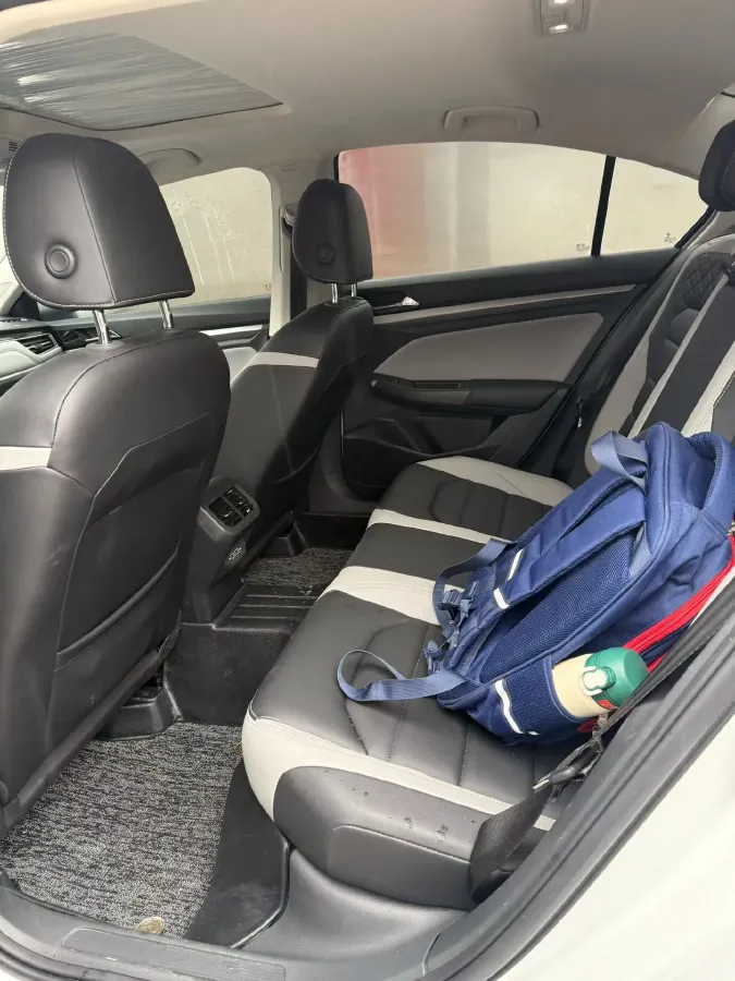 2023 Volkswagen Bora 1.5T 160HP L4 7DCT,autocango,china used car exporter,china ev exporter,chinese used car exporter,chinese used ev exporter