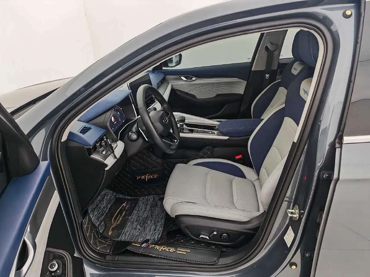 2021 Geely Preface 2.0T 190HP L4 7DCT,autocango,china used car exporter,china ev exporter,chinese used car exporter,chinese used ev exporter