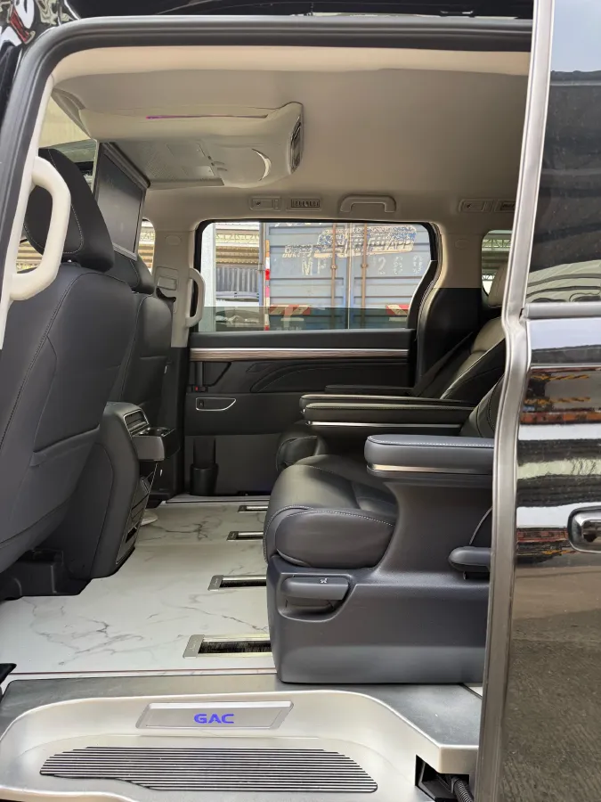 2023 GAC Trumpchi M8 2.0T 252HP L4 8AT,autocango,china used car exporter,china ev exporter,chinese used car exporter,chinese used ev exporter