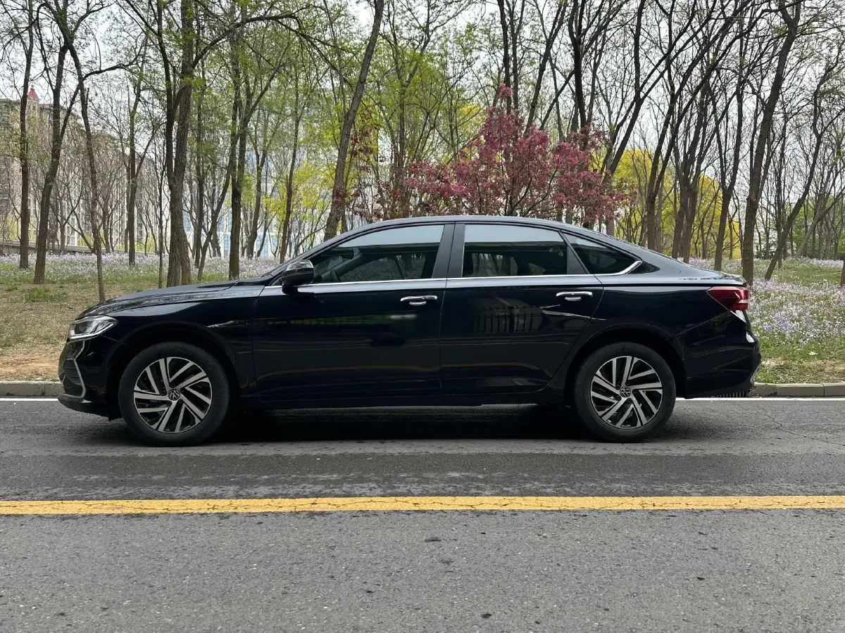 2024 Volkswagen Lavida 1.5T 160HP L4 7DCT,autocango,china used car exporter,china ev exporter,chinese used car exporter,chinese used ev exporter